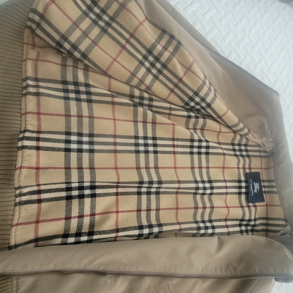 Jacket - Picture 12 of 14